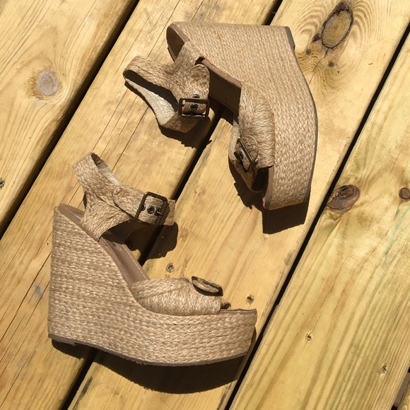 Steve Madden Shoes - Steve Madden Rafiia Cork Wedges Sandals Heels 7.5